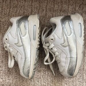 Toddler Nike Air Max 90 size 6C